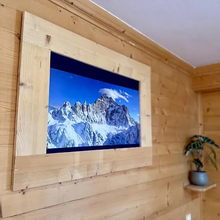 Dolomites Red Heart View Apartment *
